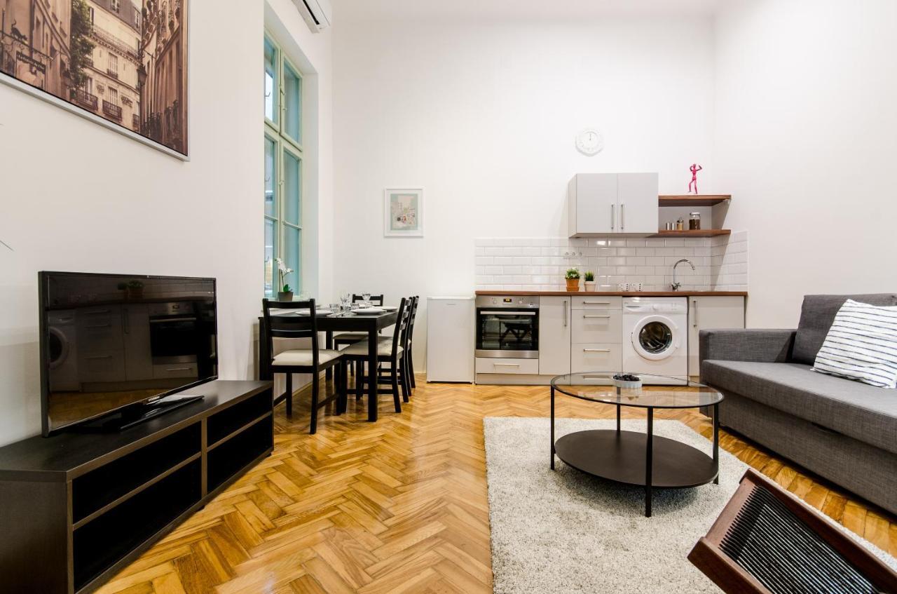 B63 2 Bedroom Apartment In Heart Of City Budapest Exterior foto